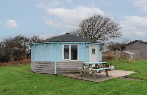 Hartland Cottage | SHIPLOAD BAY, with a garden in Hartland