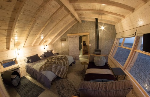 Mowe Bay Hotel | Shipwreck Lodge