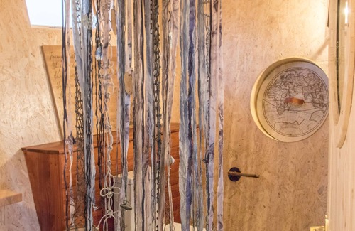 Mowe Bay Hotel | Shipwreck Lodge