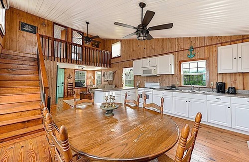 Sealevel House | Shipwrecked Shack Waterfront House Boat on Land