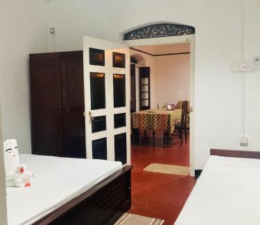 Hettimulla Bed & Breakfast | Shire Heaven Villa