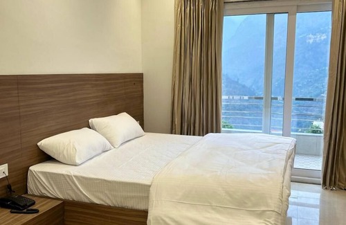 Guptkashi Hotel | Shiv Kedar Hotel