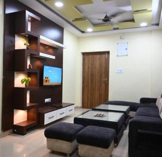Mahmoorganj Apartment | Shivalay - By Safarnama Stays