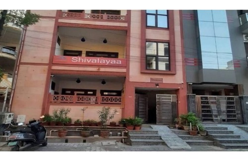 Agra Apartment | Shivalayaa - Deluxe Double Room No. 2