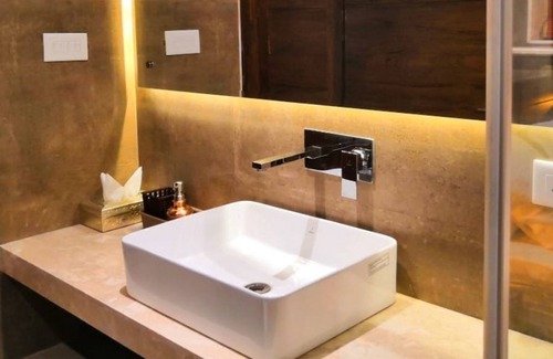 Sinquerim House | Shivers Oasis Luxury rooms