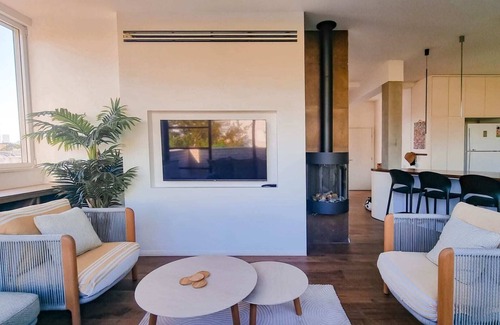 Tel Aviv City Center Apartment | Shlomo HaMelekh Topaze