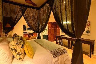 Victoria Falls Cabin | Shongwe Lookout