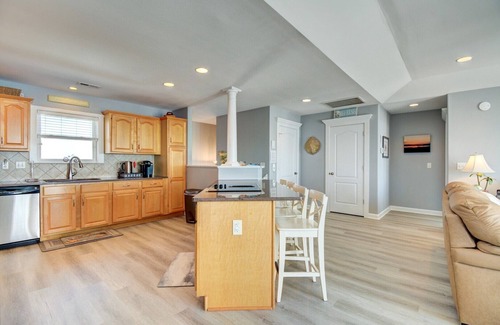 Ocean City Beach House | "Shore Blessed" Private Pool, Tiki Bar, Ocean View, Gourmet Kitchen, Elevator
