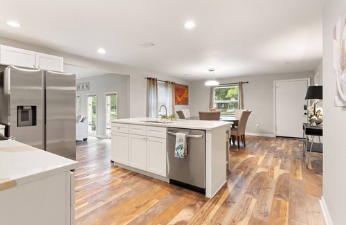 Brunswick House | Shore Thing | 4 Bed, 2.5 Bath