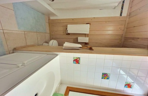 Man O War Cay Apartment | Shore Thing - Schooner's Landing