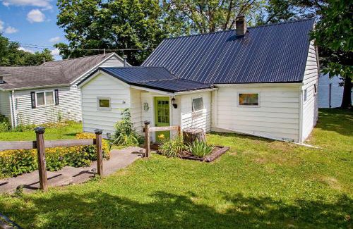 Hammondsport House | Shore Thing