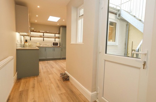 Weymouth Cottage | Shore View
