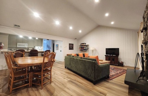 Brockway Condo | Shore View Serenity - Steps to the Beach (NSC0810)