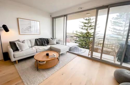 Scarborough Apartment | Shoreline Retreat - Ocean Views - 2 King Beds