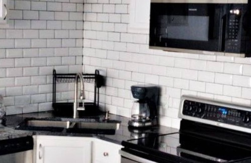 Central Oklahoma City House | Short and Mid-Term Rentals 3BR/2BA w/Private Yard, $1950 a month