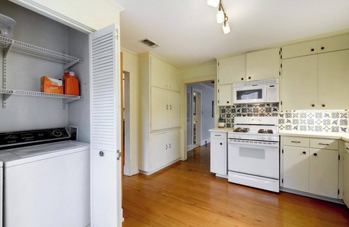 Smithville House | Short cottage