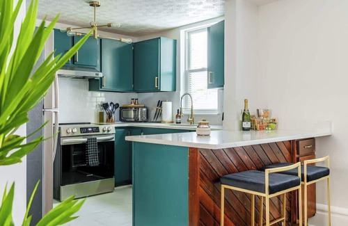 Short North House | Short North/Downtown | Walk to Convention Center | Free Parking | 5,800+ Reviews