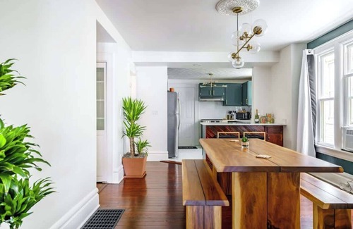 Short North House | Short North/Downtown | Walk to Convention Center | Free Parking | 5,800+ Reviews