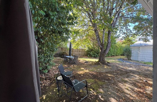 McMinnville House | Short Walk to 3rd Street from Evermore Carriage House!
