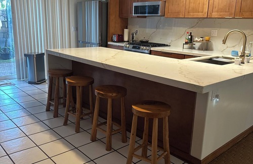 Waimanalo House | Short walk to the best beach around. Peace and tranquility! 30 nights only
