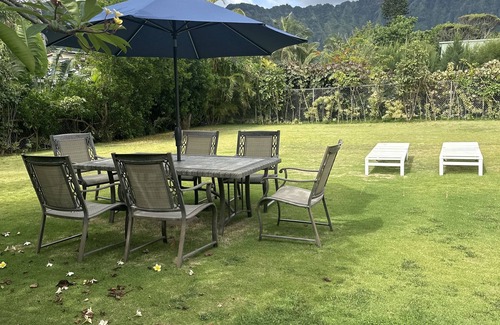 Waimanalo House | Short walk to the best beach around. Peace and tranquility! 30 nights only
