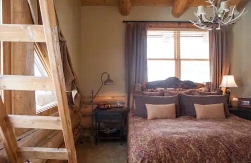 Livingston House | Shorthill Homestead Lodge
