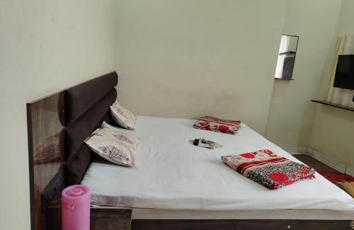 Ujjain House | Shree Ayodhya Guest House