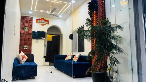 Ujjain House | Shree nidhi comfort stay MAHAKAL ki krupa ujjain