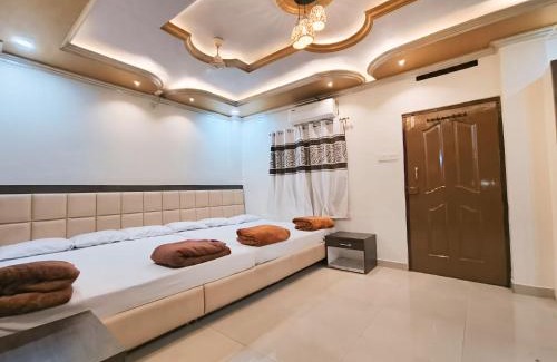 Ujjain House | shree trilokeshwar Mahadev guesthouse