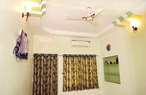 Ujjain House | Shree Vinayak Guest house