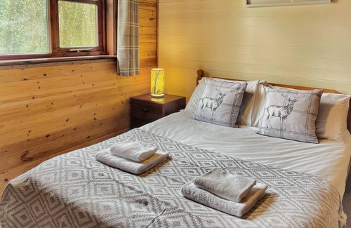 Llanybri House | Shrew Lodge-woodland Lodges-Hot Tub-Pembrokeshire-Tenby