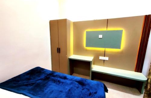 Vrindavan Hotel | Shri Banke Bihari Seva Sadan Vrindavan