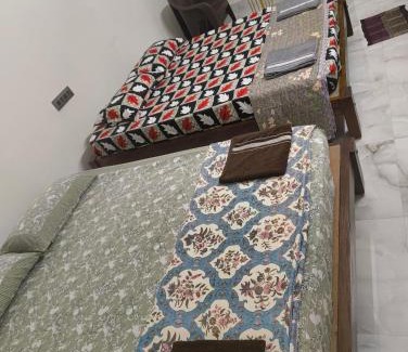 Gokarna House | Shri Virajita - Budget AC 1 Bhk double bed