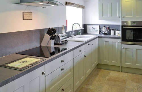 Liverton Cottage | SHRUBBERIES COTTAGE - DC5472