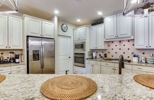 Ocean View House | Shuttle to Beach: Ocean View Home w/Patio