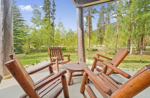 Keystone Condo | Shuttle to Slopes, Private Entrance, Hot Tub Access, Private Patio with Grill