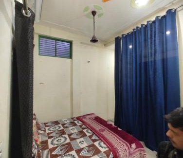 Vrindavan House | Shyama Guest House and Apartments
