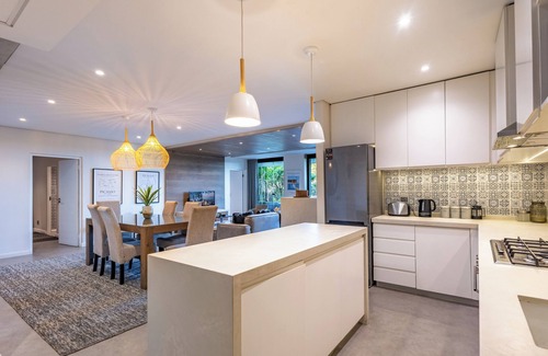 Hillhead Apartment | Sibaya 3BR | Lush Views, Pool & Peaceful Stay