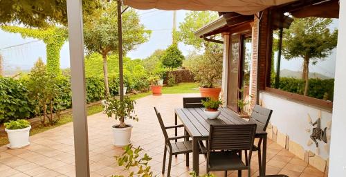 Trecastagni Villa | Sicilian Sunrise Host