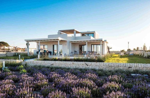 Reitani Villa | Sicily villa rental, syracuse vacation villa