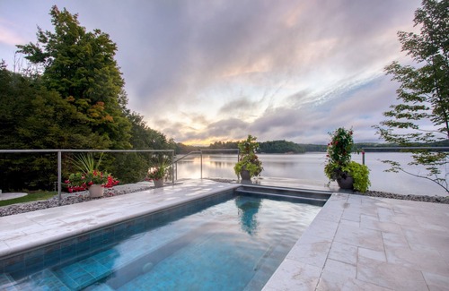 Mayfield House | 🏞️ Side by Side Serenity Lakefront Homes with Infinity Pool