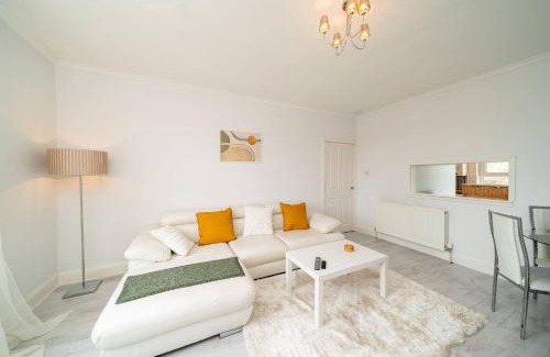Murthill Apartment | Sidlaw View