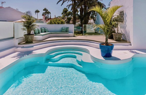Playa del Ingles House | Sierra del Mar - Vista Monte, directly on the dunes with pool, patio and garden