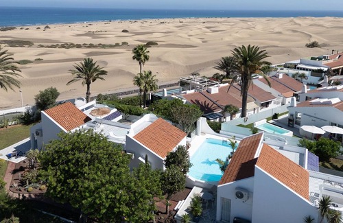 Playa del Ingles House | Sierra del Mar - directly on the dunes with private pool, patio and garden