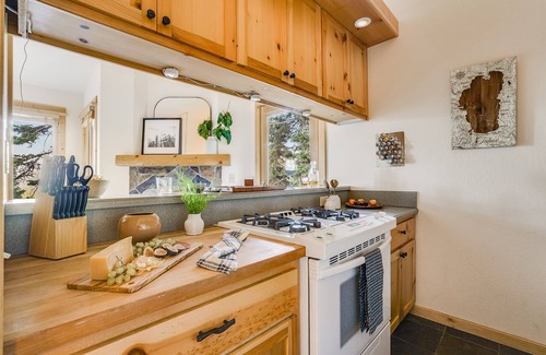 Truckee Condo | Sierra by AvantStay | Ski In/Ski Out!