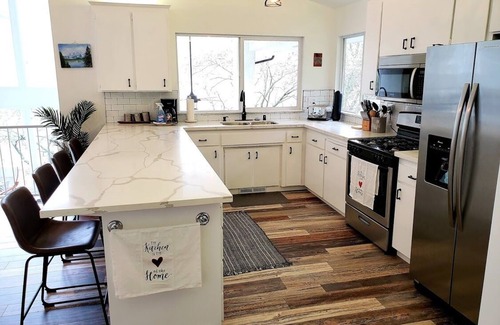 Three Rivers House | "Sierra River House" on the Main Fork of the Kaweah River. Breathtaking Views!