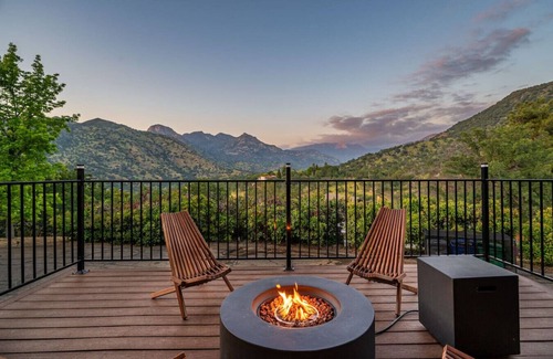 Three Rivers House | Sierra Skyline - R&R in Your Scenic Sequoia Haven