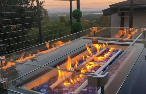 Sierra Madre House | Sierra Tree Haus - STUNNING VIEWS!, Walk to Trails & Cafe, EV Charge, Slf Checkn