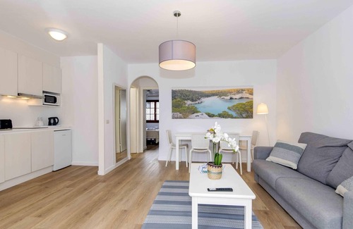 Cala en Porter Apartment | Siesta Mar Private Apartments 16