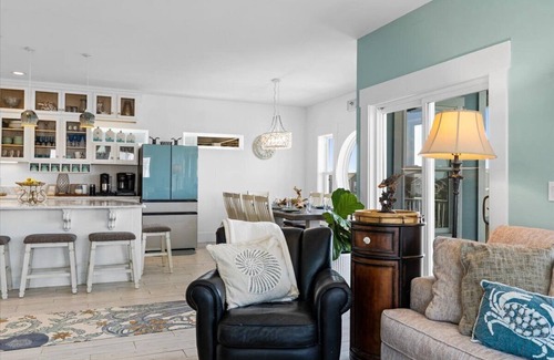 Ocean Isle Beach Cottage | Siesta Sunset - NEW Owner, NEW Listing!